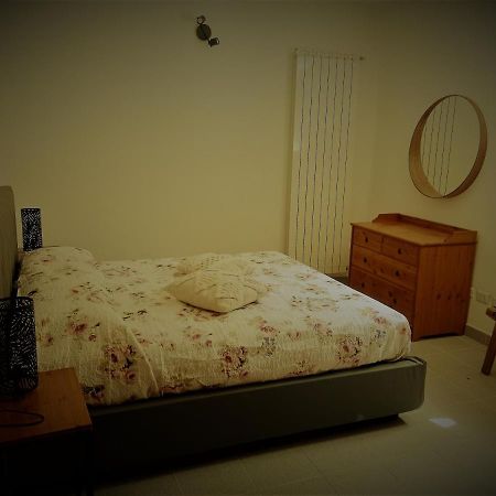 Bussi sul Tirino Sisu Bussi Suite מראה חיצוני תמונה