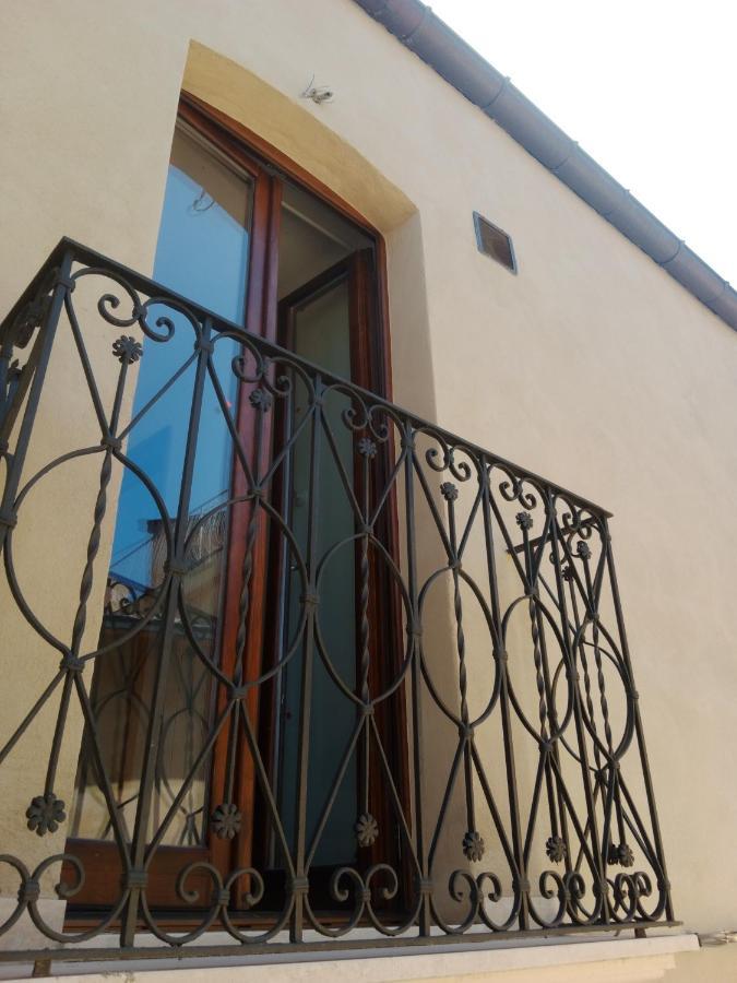 Bussi sul Tirino Sisu Bussi Suite מראה חיצוני תמונה
